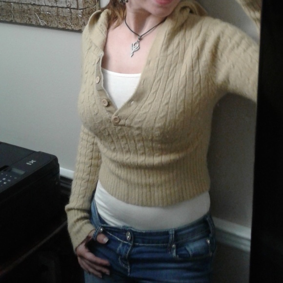 Butterscotch Pullover Hooded Sweater Aeropostale - Picture 7 of 8